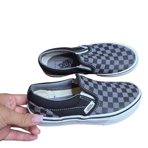 Little Kids Classic Slip-On Checkerboard Shoe Size: 1 - Picture 2 of 4